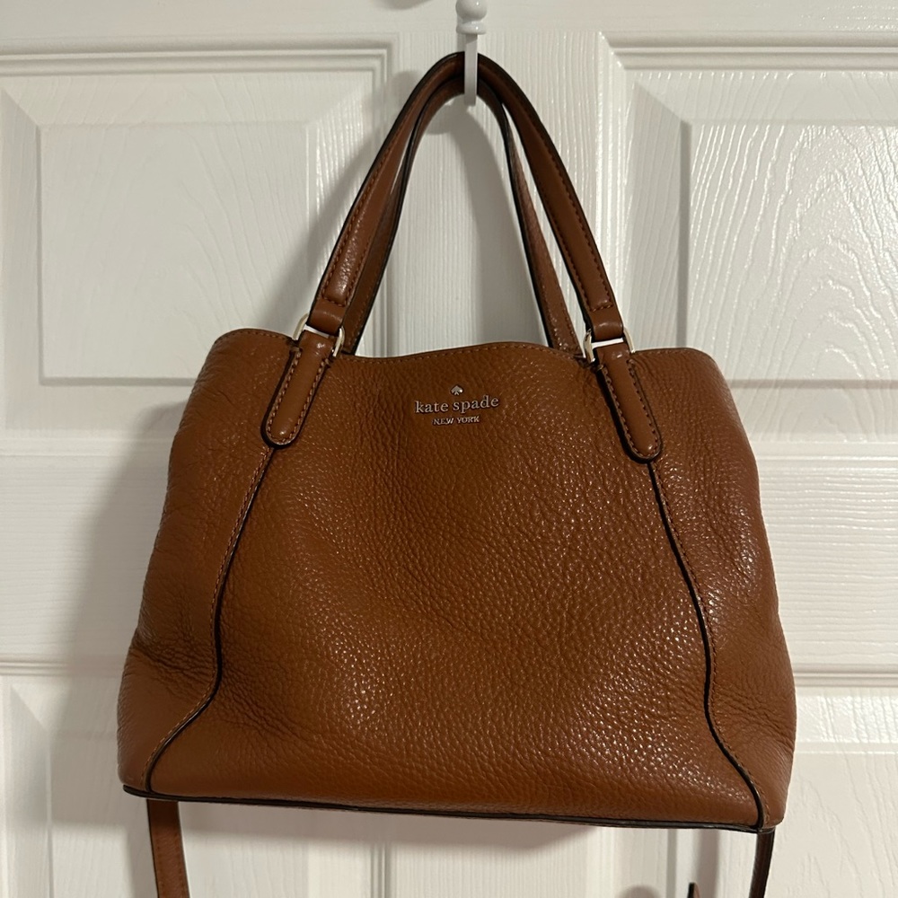 This purse needs a home! I dont wear it anymore. In a good condition